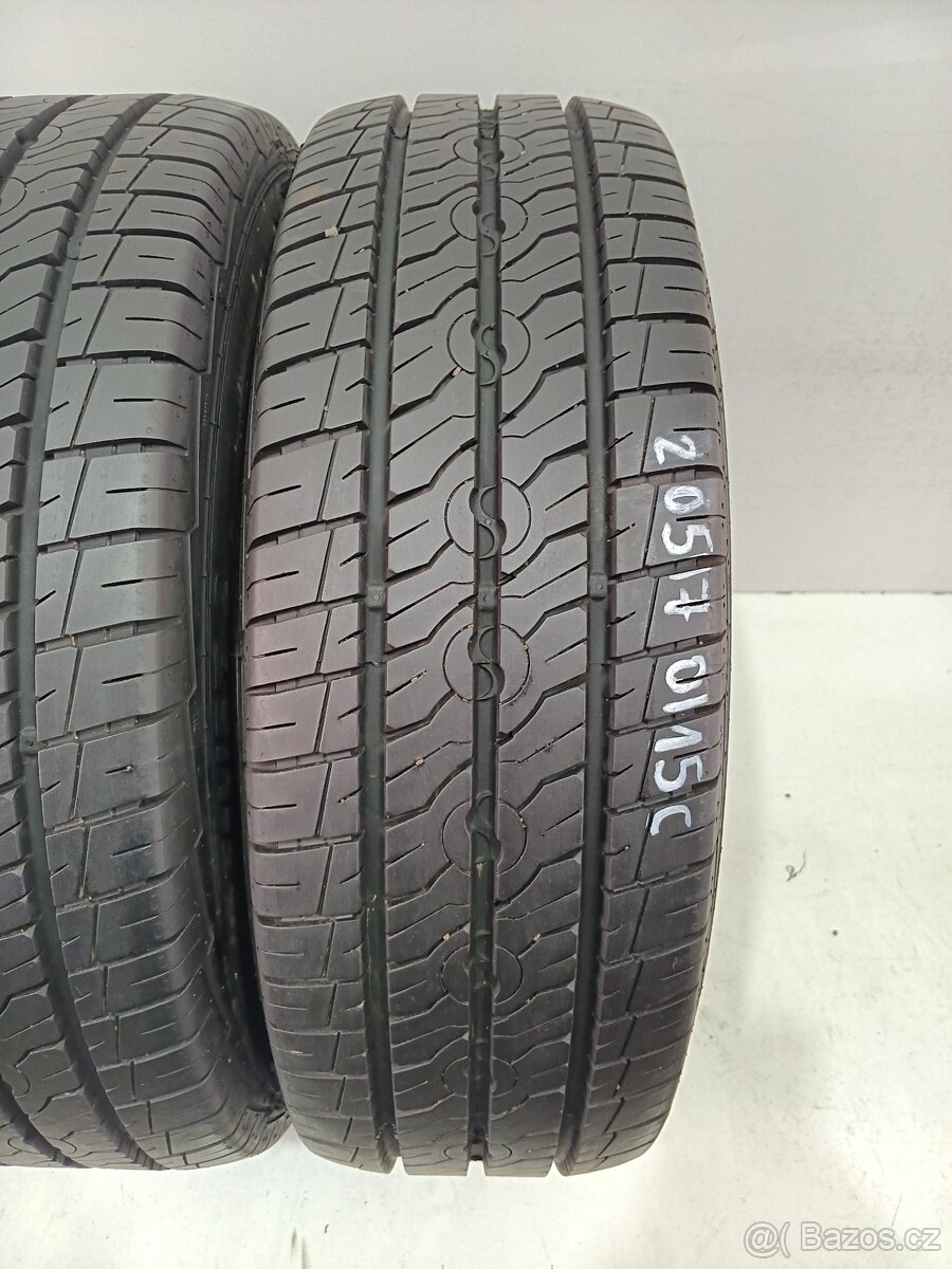 2ks letní pneu 205/70/15C Semperit - 2