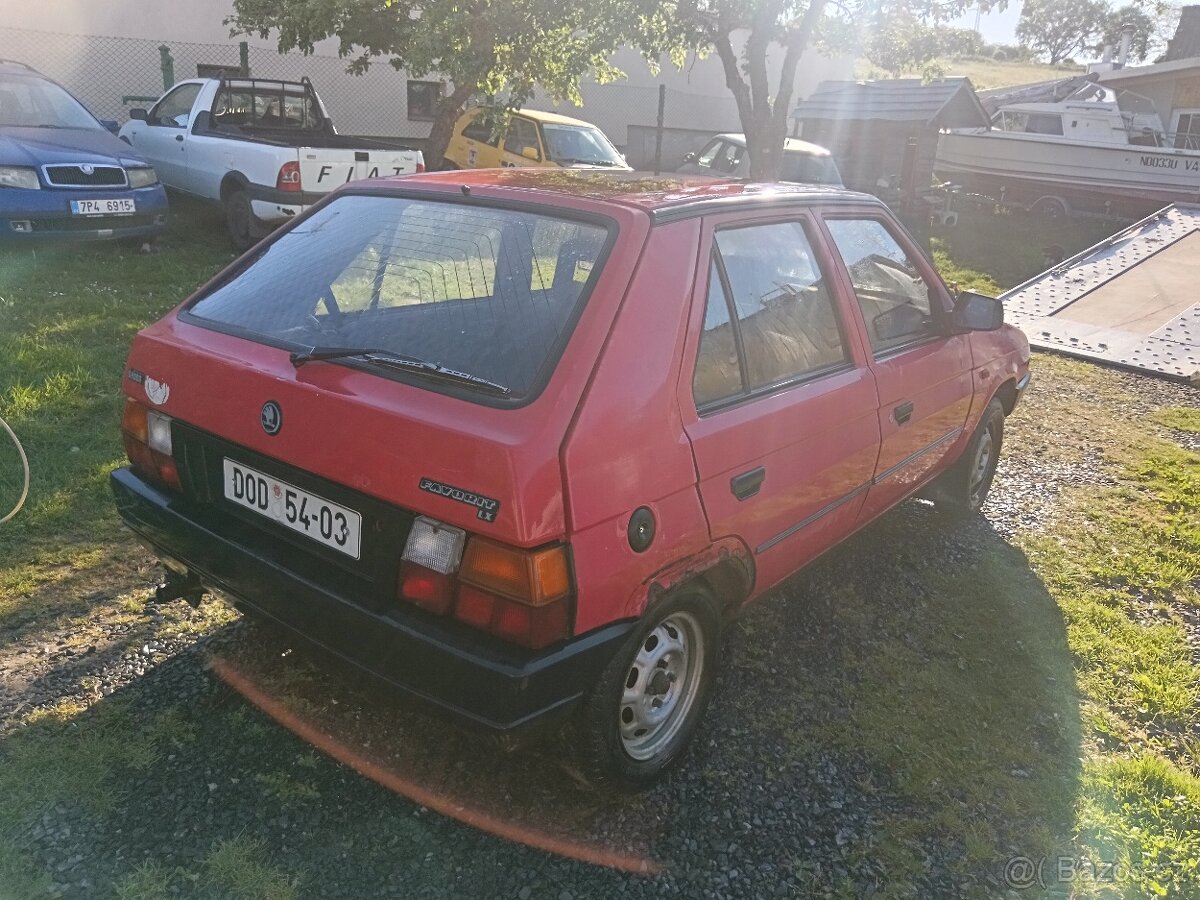 Škoda favorit - 2