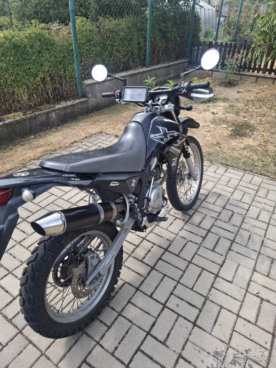 Yamaha xt 125 r - 2