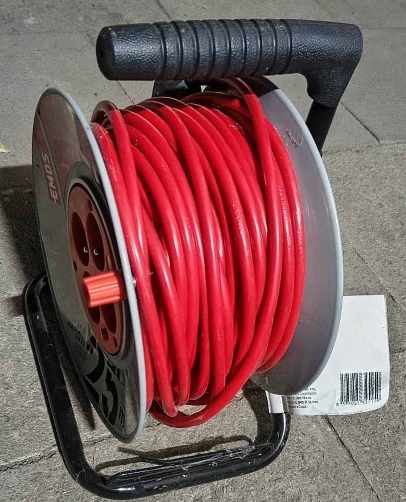 Nový prodlužovací kabel na bubnu 25 m - 2