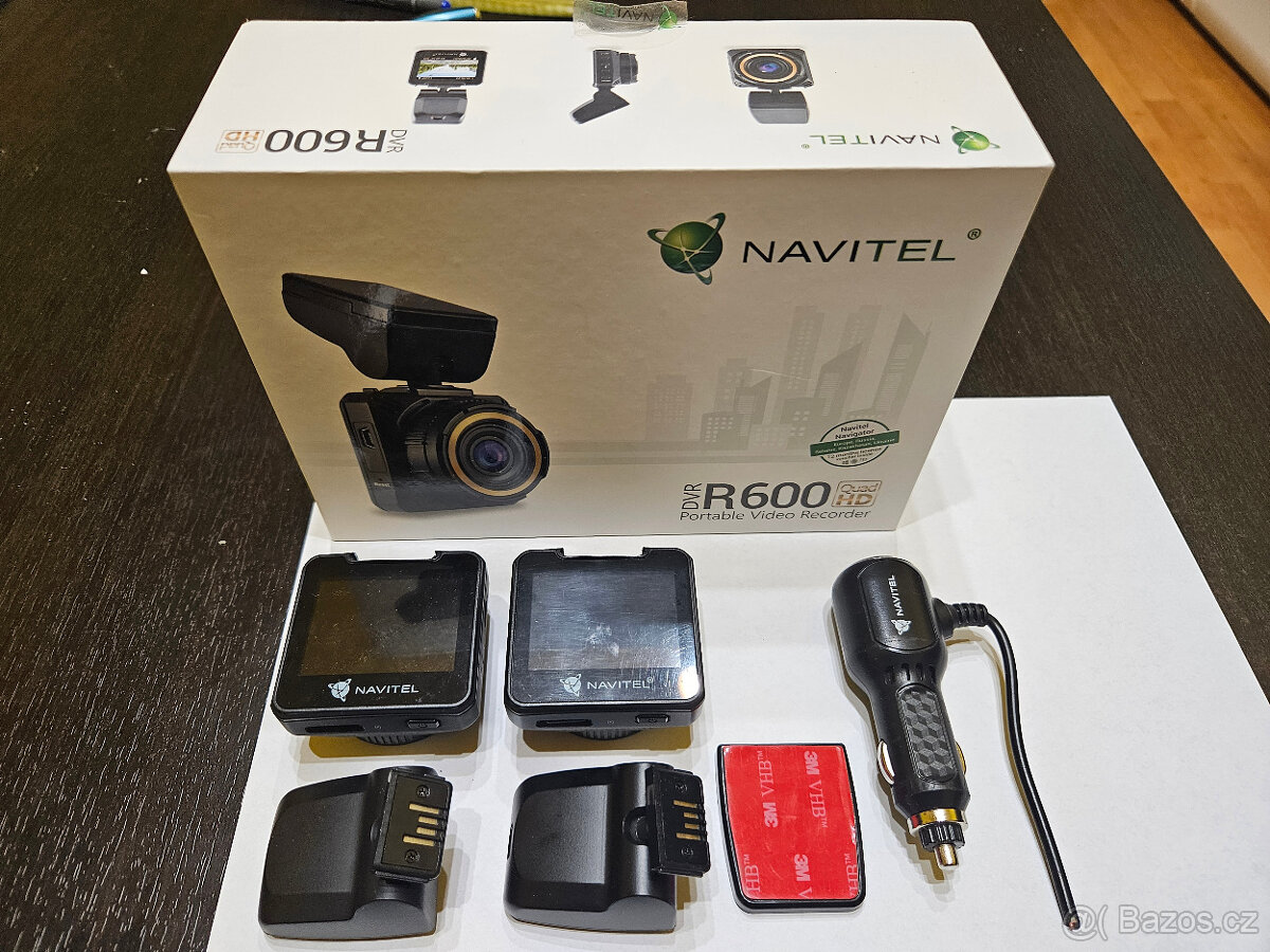 Prodám autokameu NAVITEL R600 QHD + R600 - 2