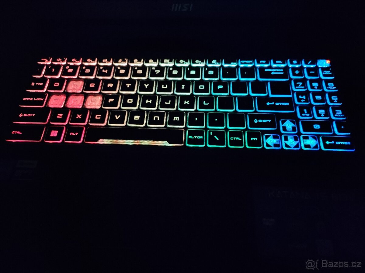 Herní notebook RTX 4070 MSI Katana 15 B13VGK – TOP STAV - 2