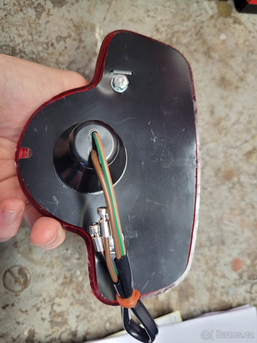 Zadní světlo - malý Lucas - 2