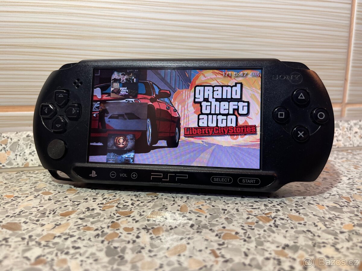 PSP STREET/ 30 HER/ 60GB KARTA - 2