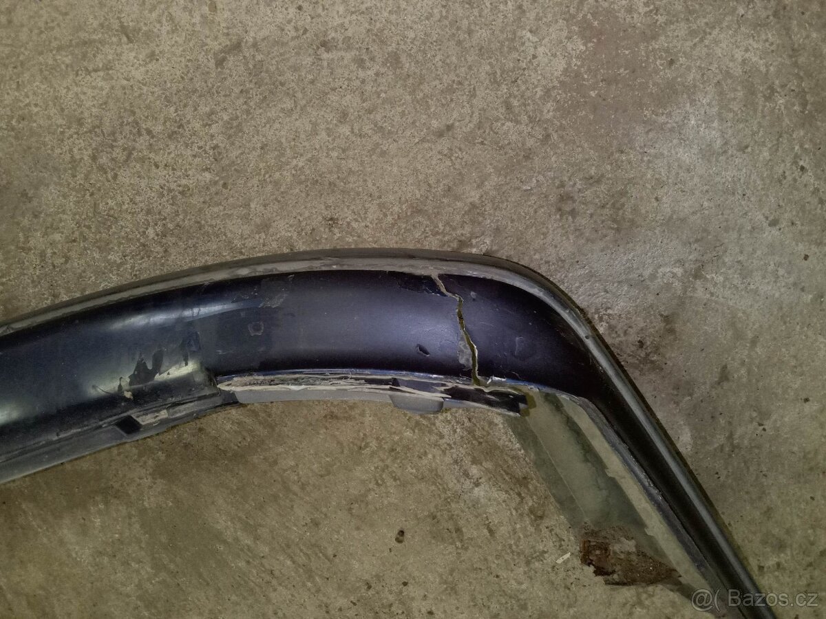 Prodám zadní naraznik - 2