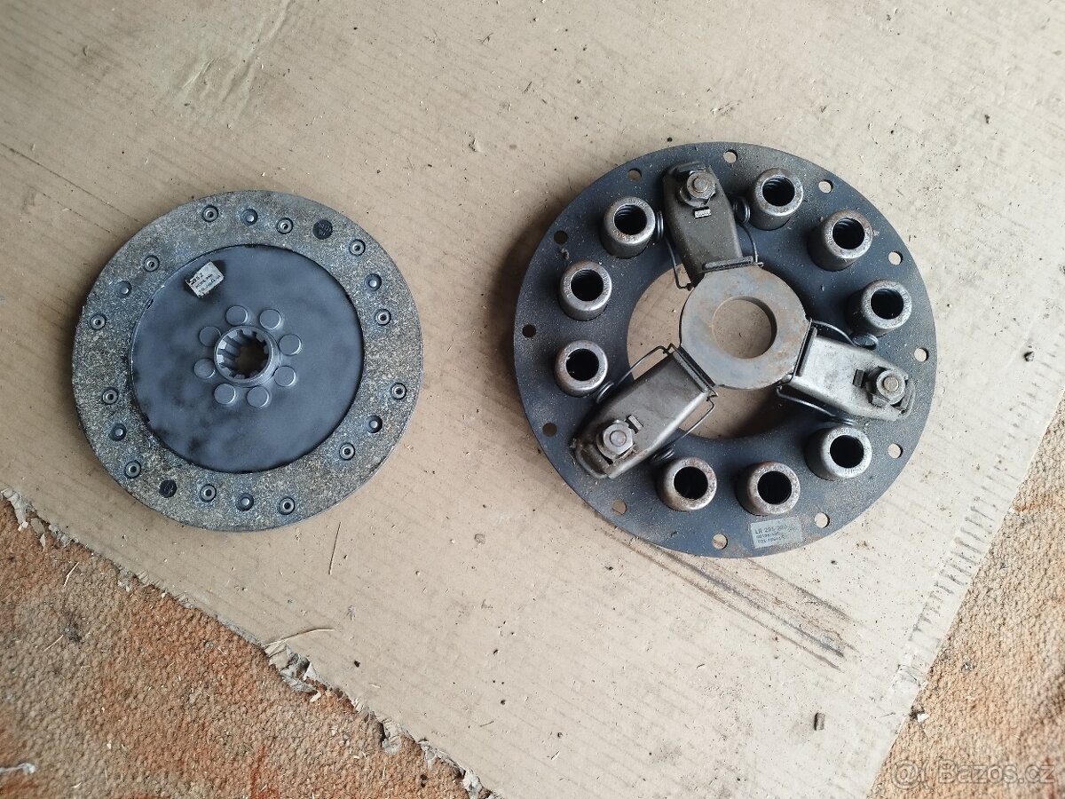 Díly na Nakladač T174 - 2