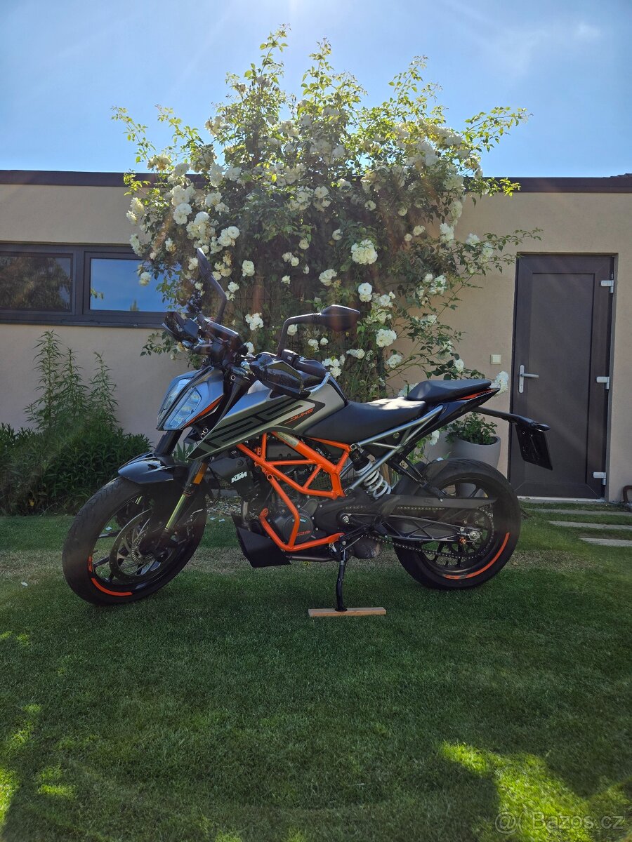 KTM Duke 125 2023 - 2