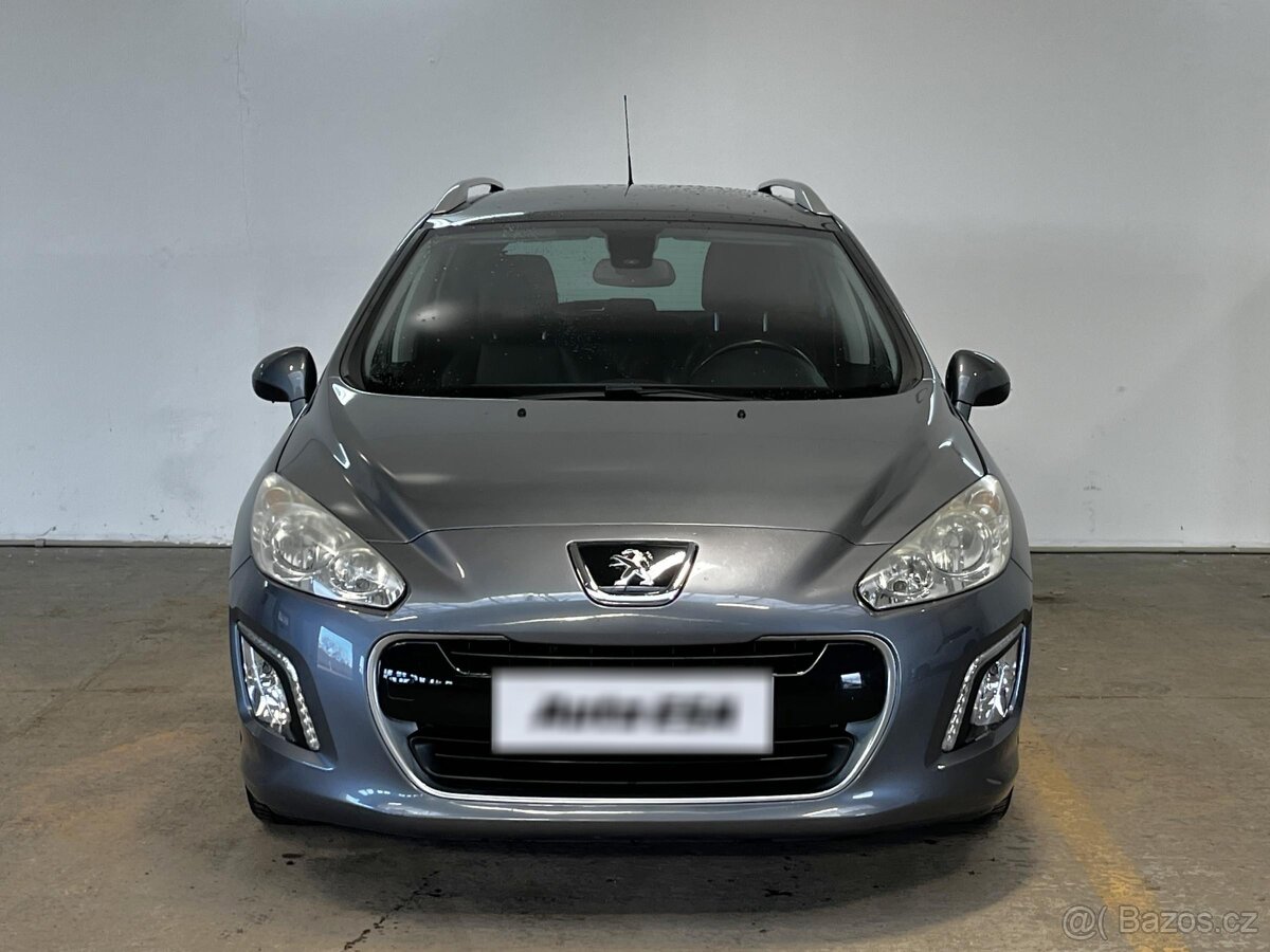 Peugeot 308 1.6 PT , 88 kW benzín, 2011 - 2