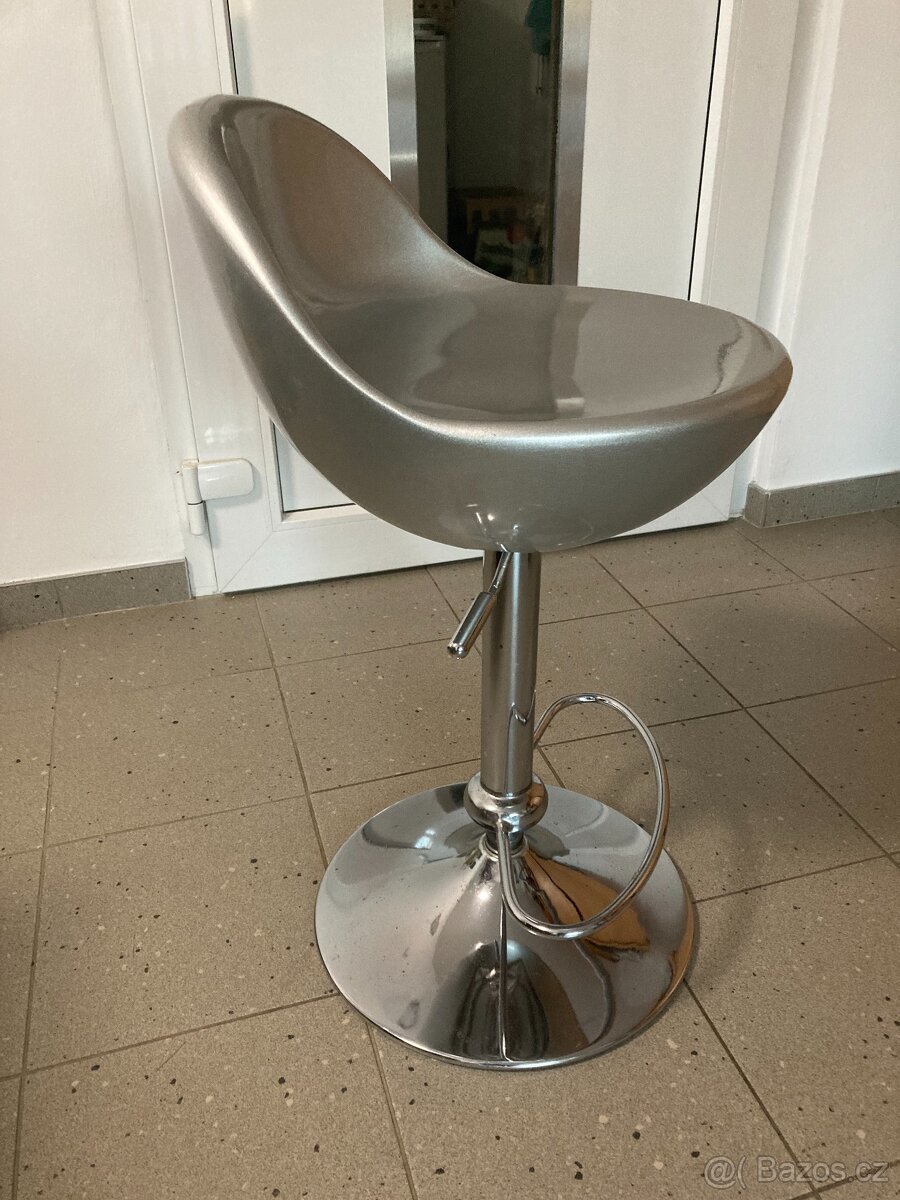 Barová židle - 2