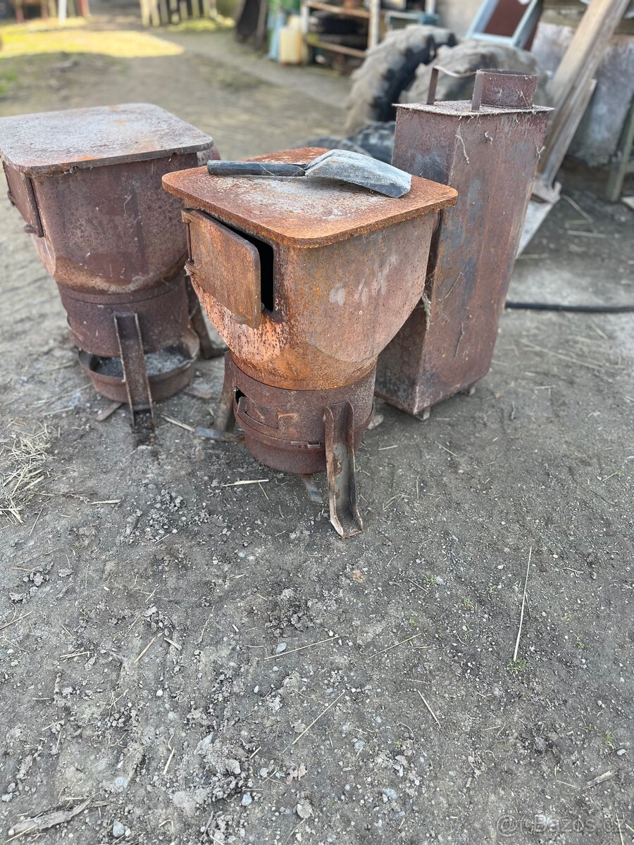 Vojenská kamna litinová - 2