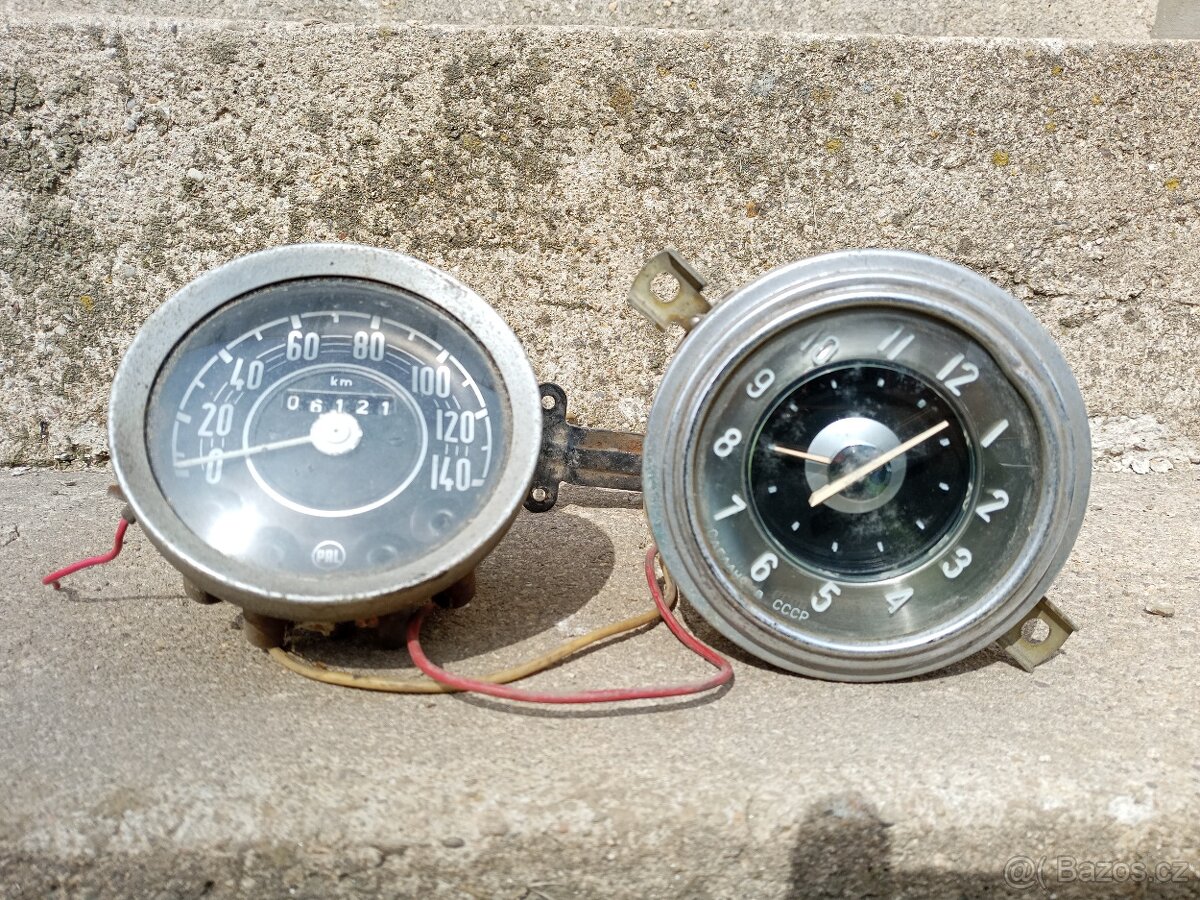 Prodám autohodiny Volha - 2