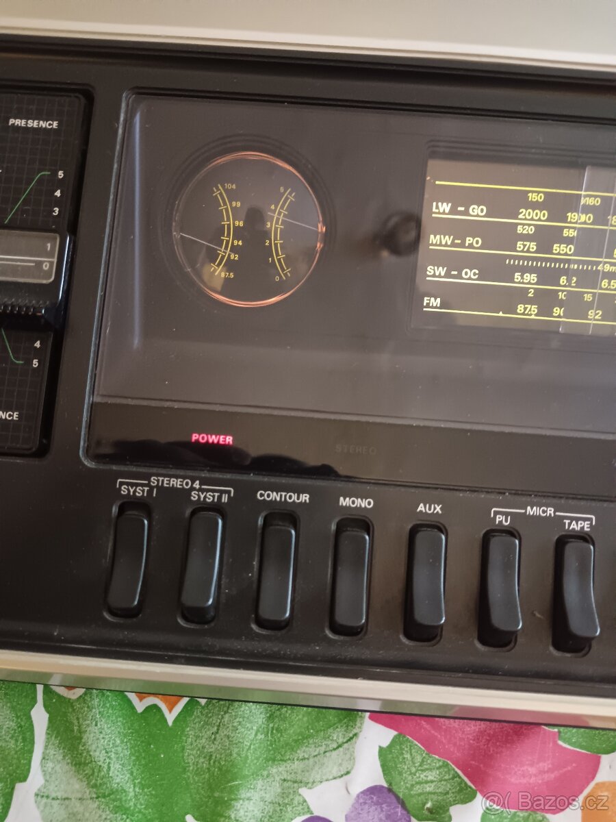 Philips 752- 22RH752/22 Stereofonní tuner/zesilovač - 2