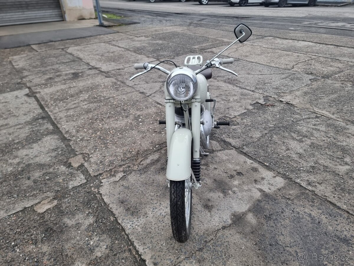 JAWA 350 pérák - 2