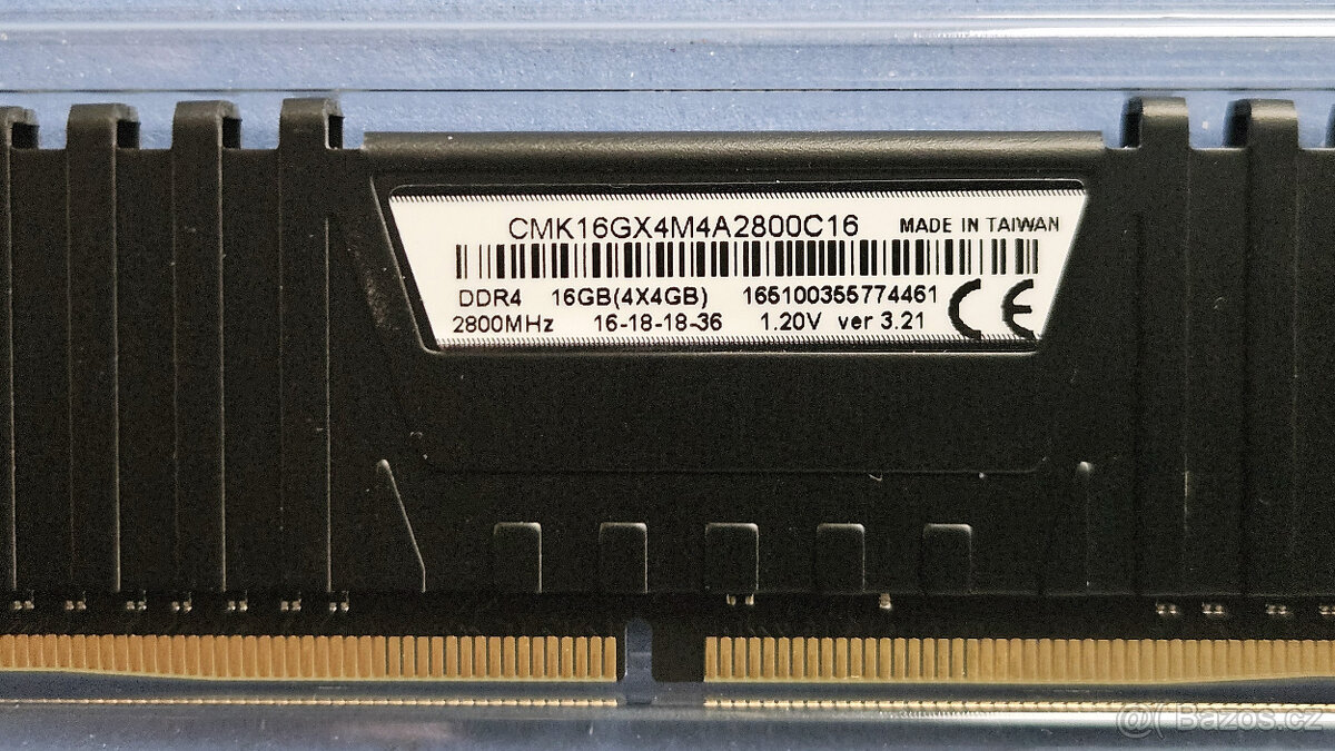 Operační paměť RAM Corsair 2x 4 GB DDR4 - 2