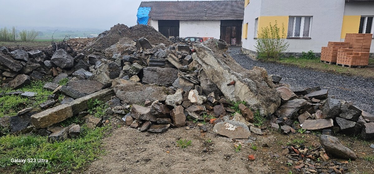 Kameny za odvoz - 2