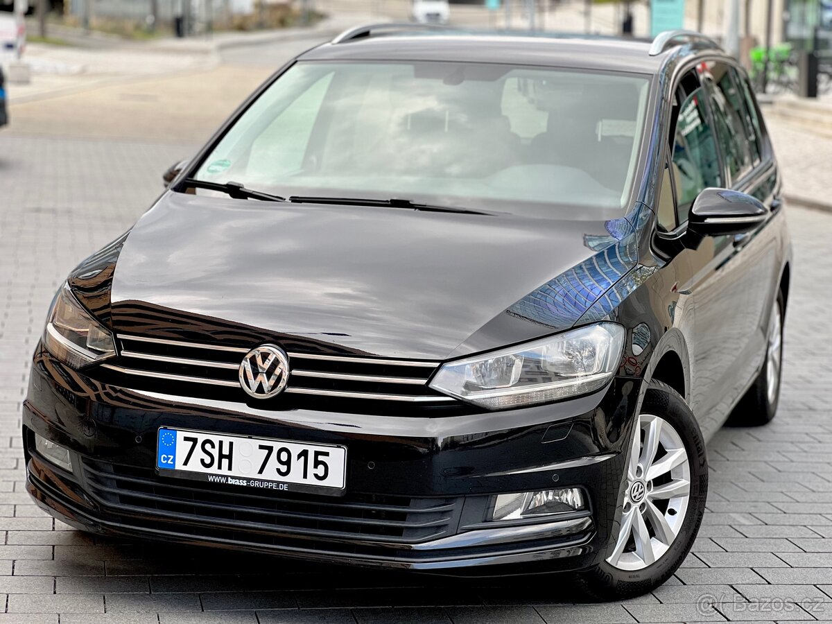 VW Touran 7 míst - 2