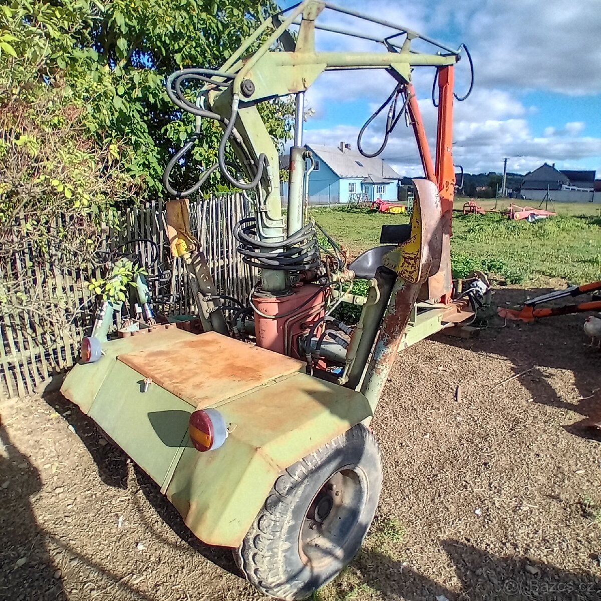 Nakladač UNHZ 500 - 2