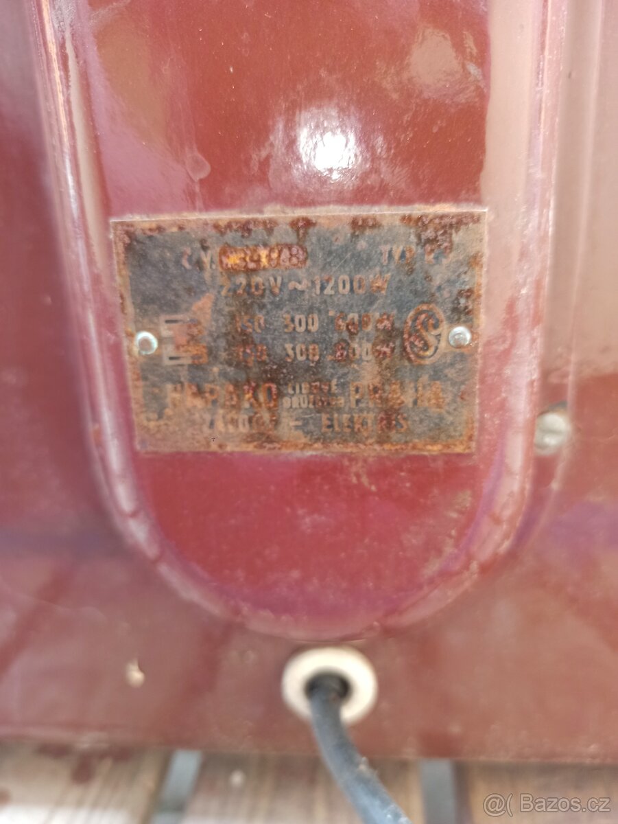 Prodám starou pečící troubu - 2