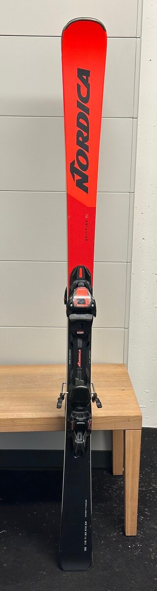 Lyže Nordica Spitfire Ti 24/25 156 cm R 13.5 - 2