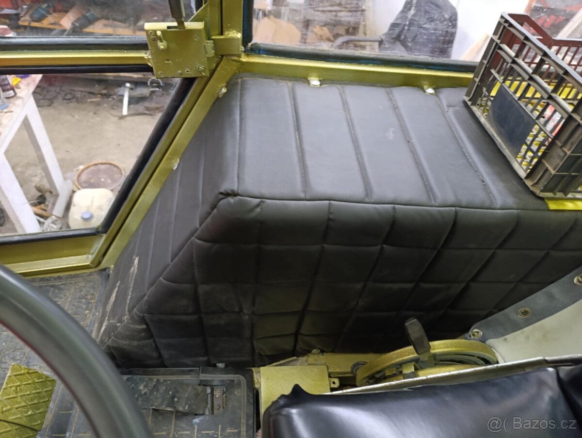 Čalounění blatníků Zetor 5718, 6718, 6911 – ekokůže - 2