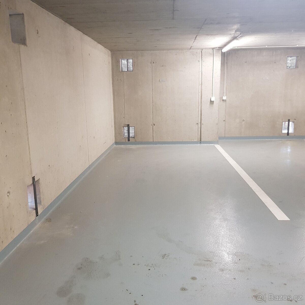 Pronájem parkovacího stani - 2