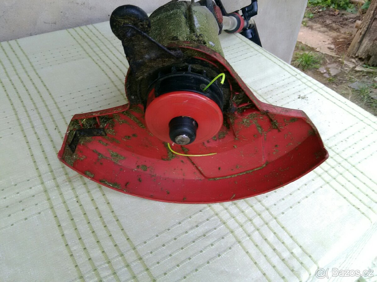 Strunový křovinořez - 2