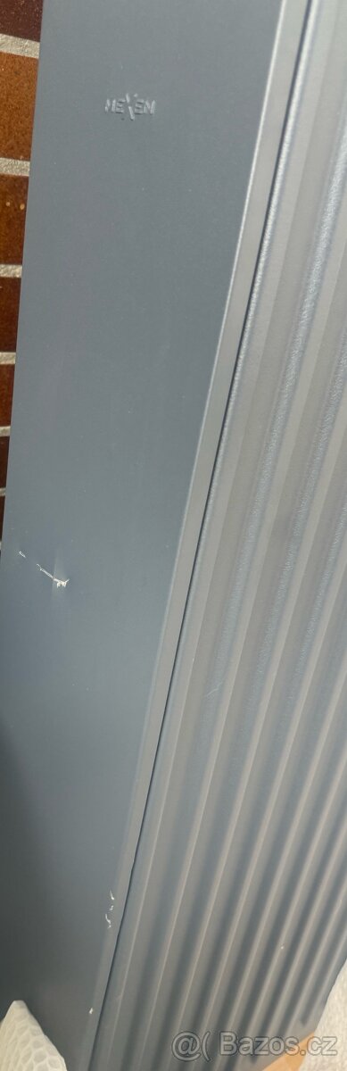 Antracitovy radiátor mexen cvl33, antracit barva - 2