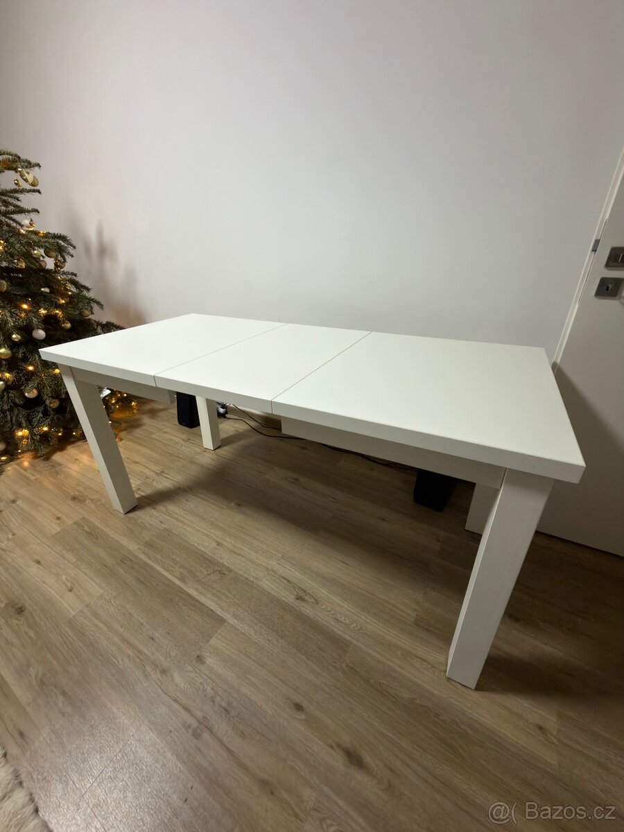 Rozkládací jídelní stůl - 2