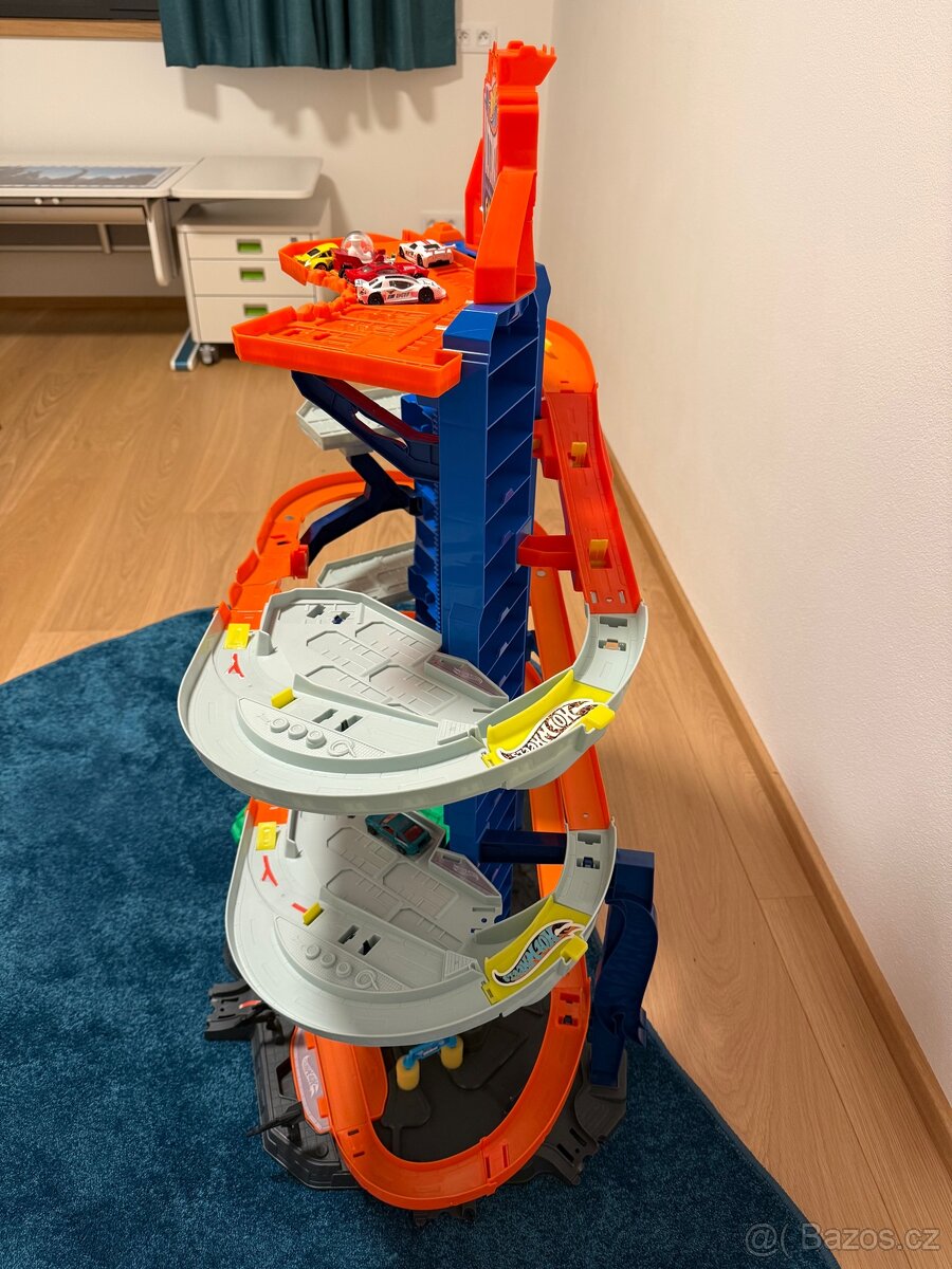 Hot Wheels Ultimate garáž s dinosaurem - 2