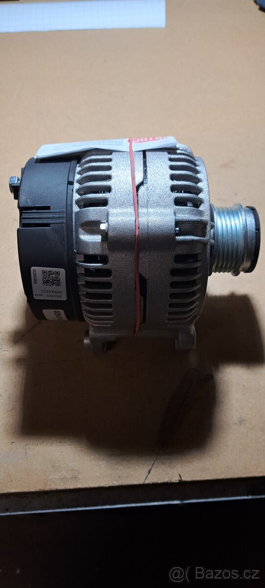 Alternátor Audi A4 - 2