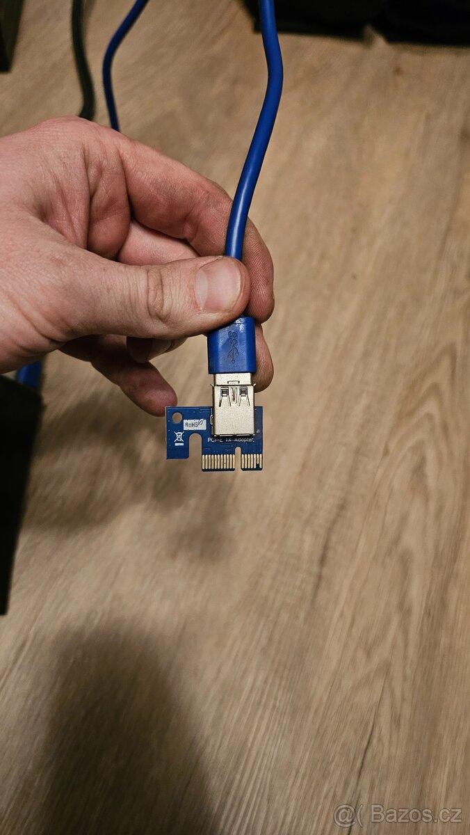 Risery na mining rig - 2