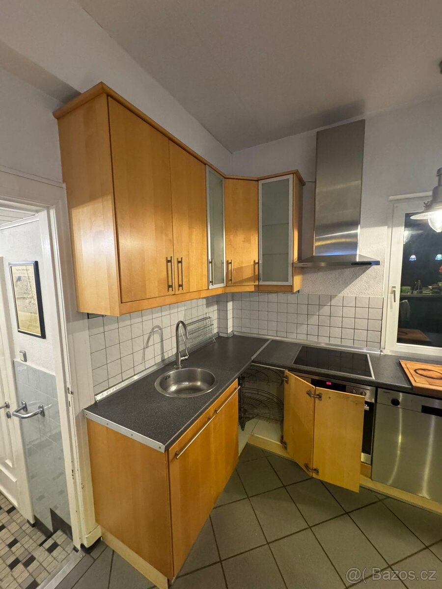 Nadčasová kuchyně GRÉTA - 2