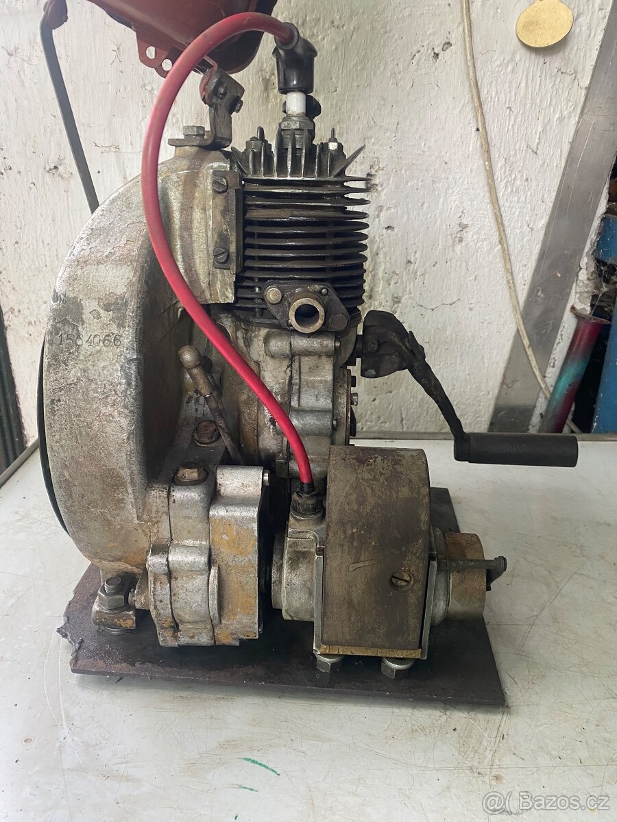 Německý stabilní motor,centrála,DKW,auto union,mk r 12 - 2