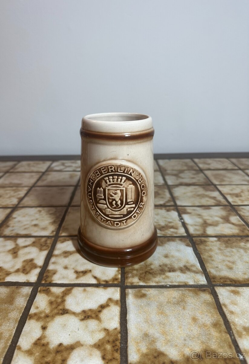 Keramický pivní korbel - 2