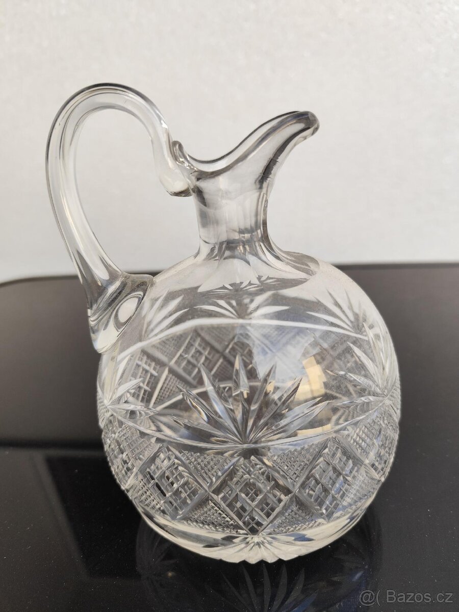 BROUŠENÝ SKLENĚNÝ DŽBÁNEK/KARAFA - 2