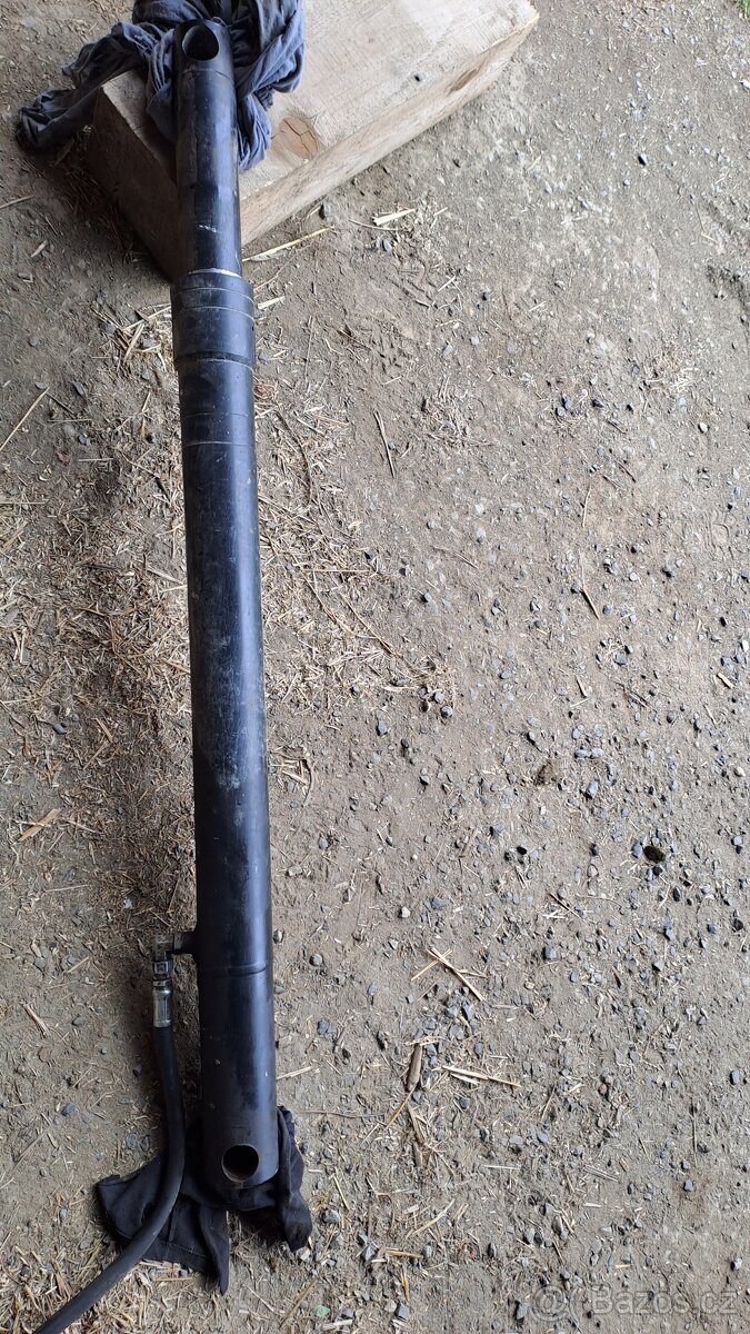 Kombajn Case- pístnice - 2