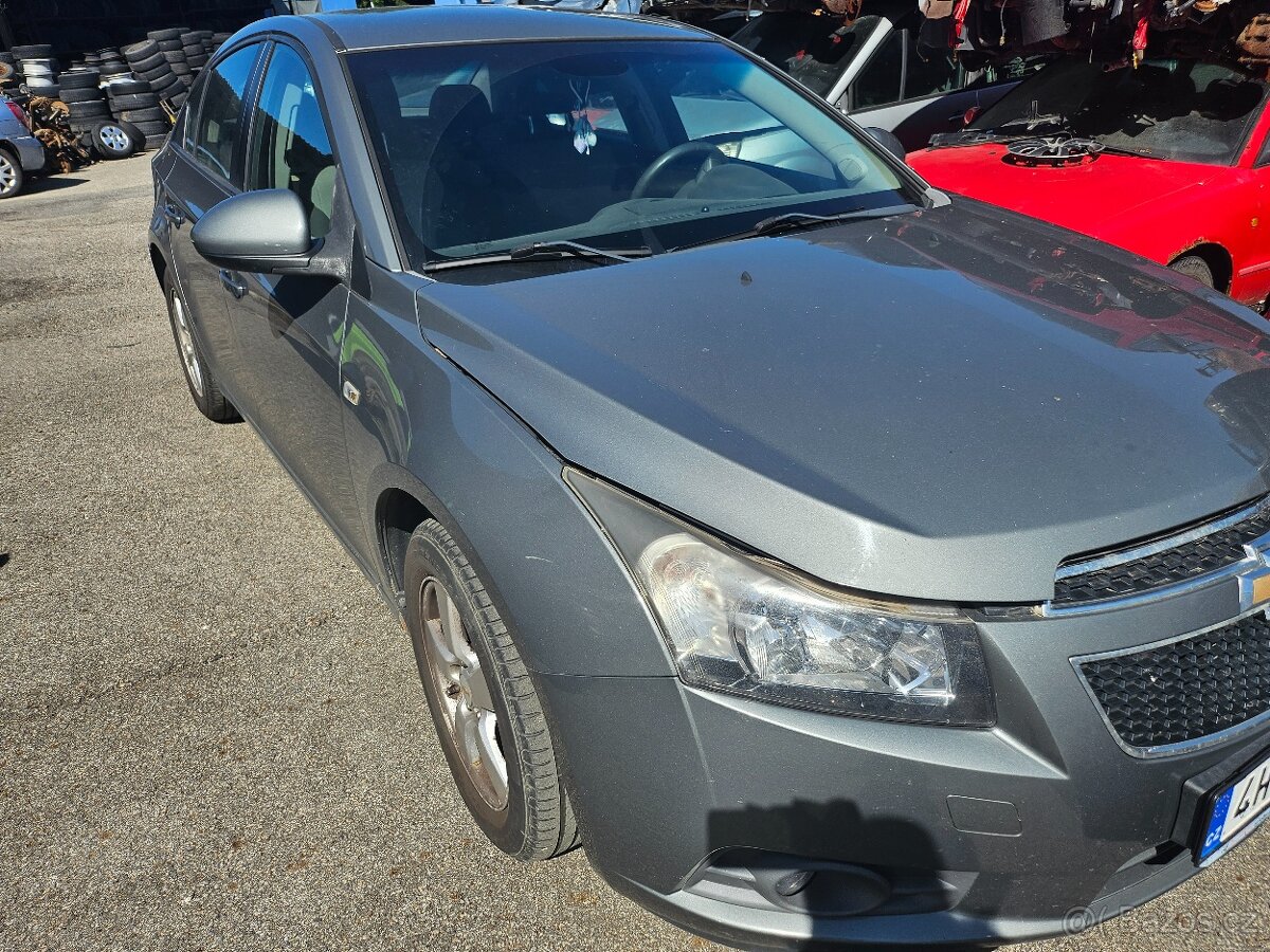 Chevrolet Cruze 1.6i, 83 kw - 2