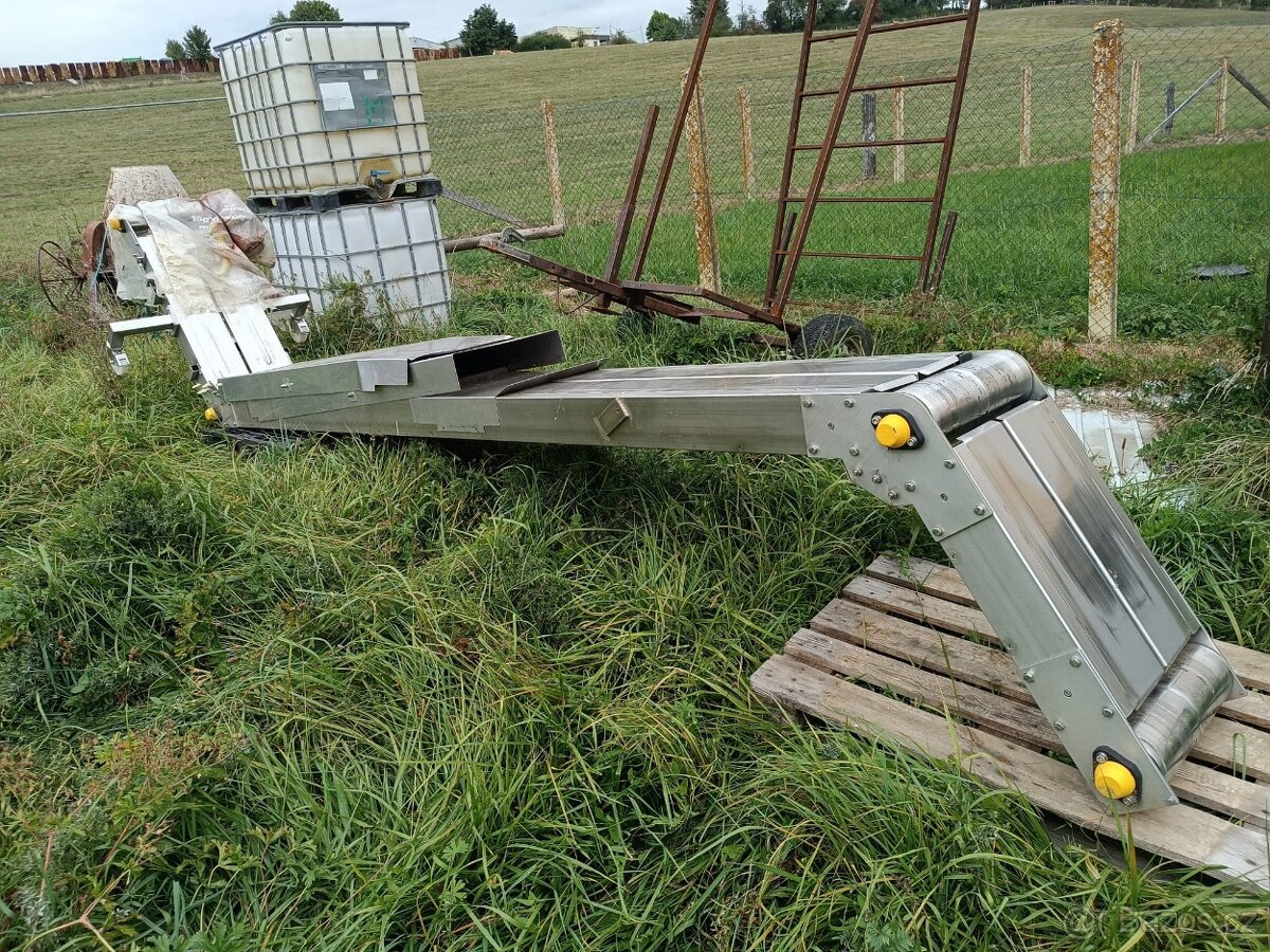 Nerezový pásový dopravník cca 6 m - 2