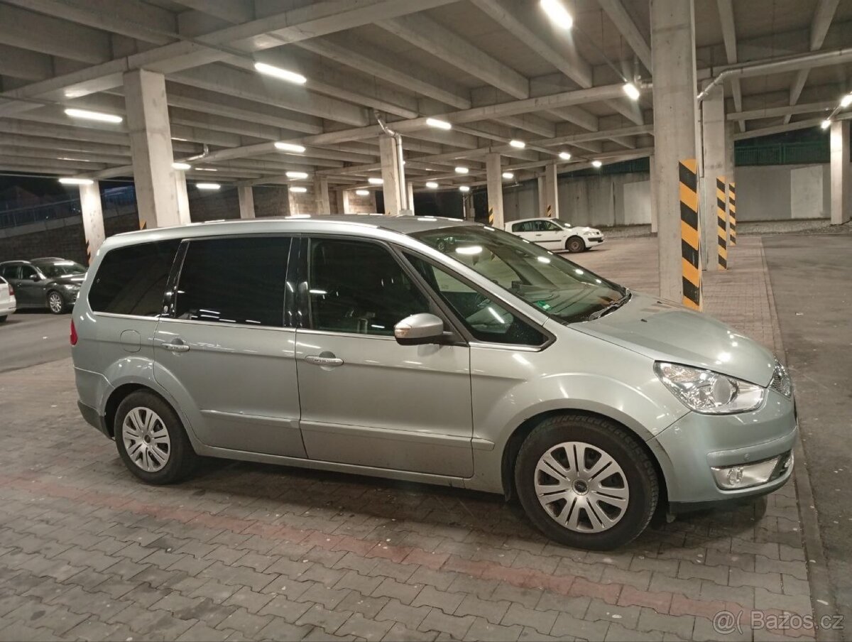 Ford Galaxy Ghia 7 míst, 2008, manuál - 2