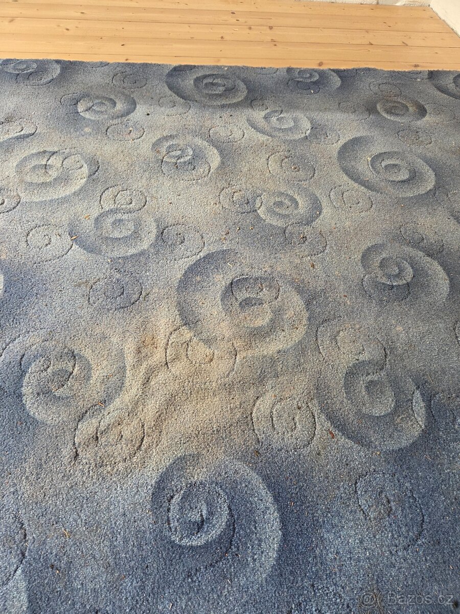 Modrý koberec 4 x 2,4m - 2