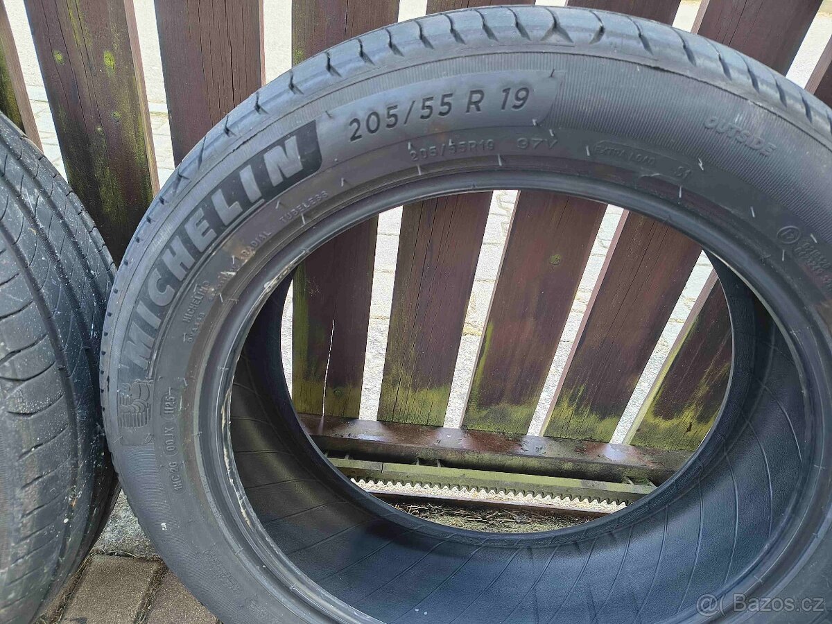 Sada letních pneu Michelin e-Primacy 205/55 R19 - 2