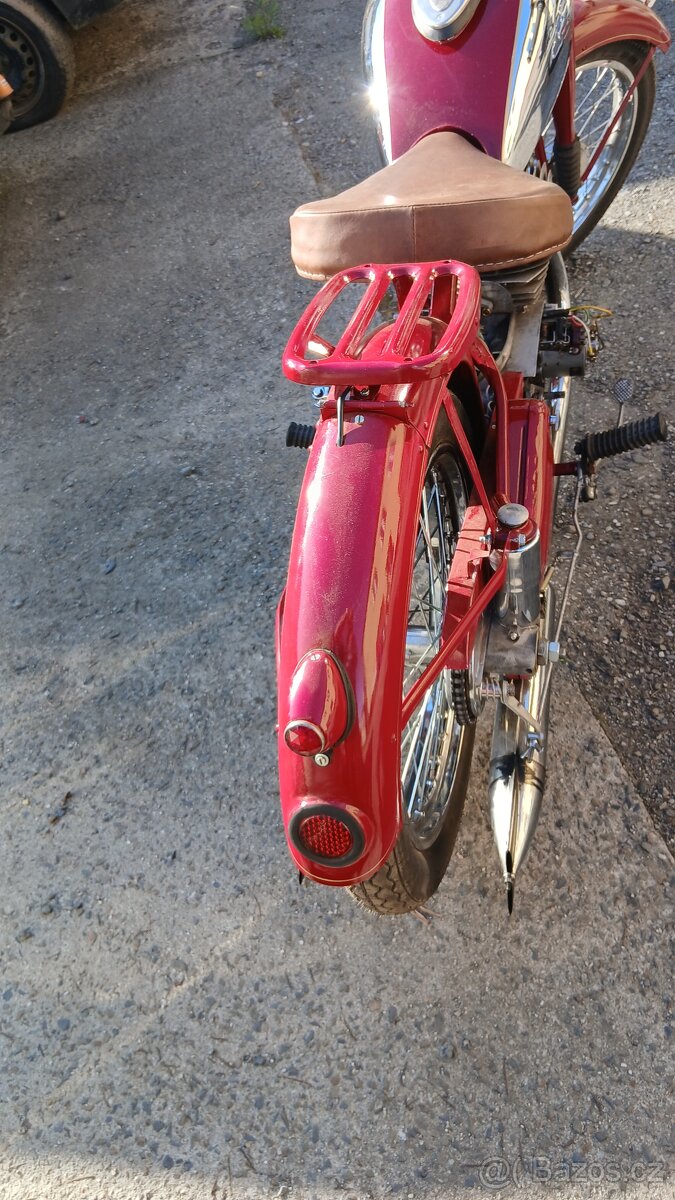 Jawa 350 perák - 2