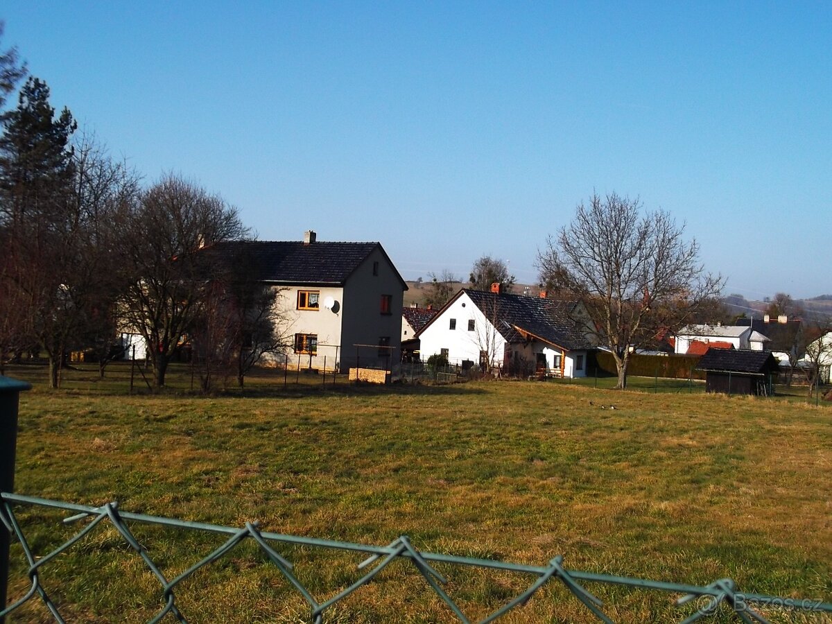 Prodej stavebního pozemku - 2