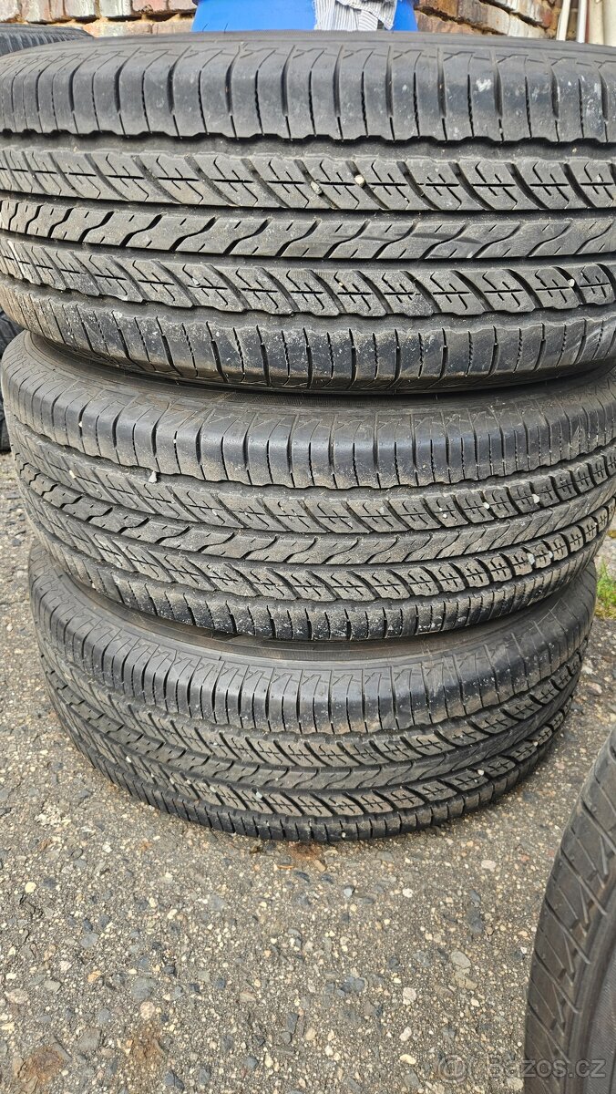 215/65R16 5x114.3 - 2