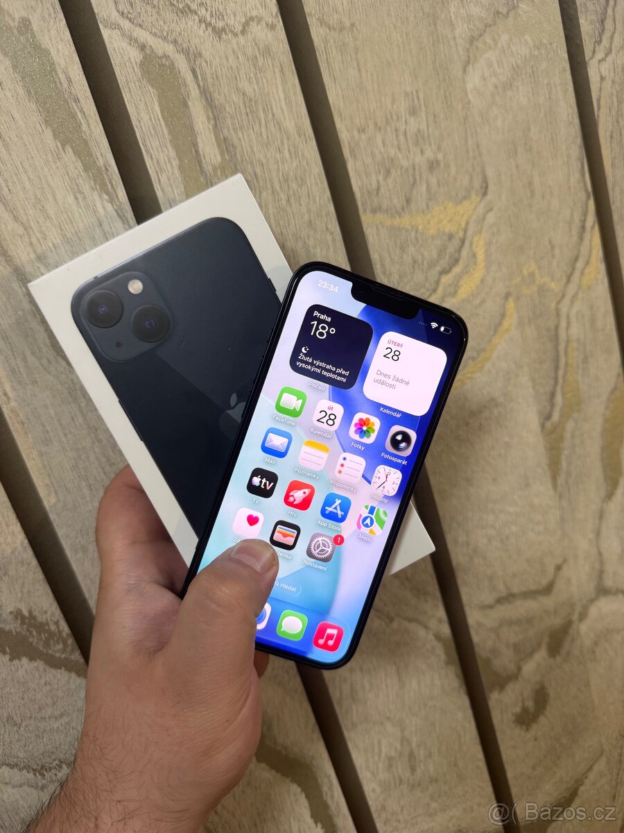 iPhone 13 - 2