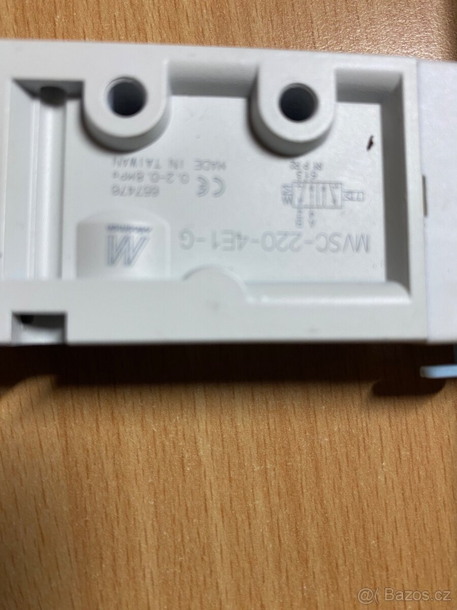 Pneumatické rozváděče elektromagnetický 5/2 G1/4” 24VDC - 2