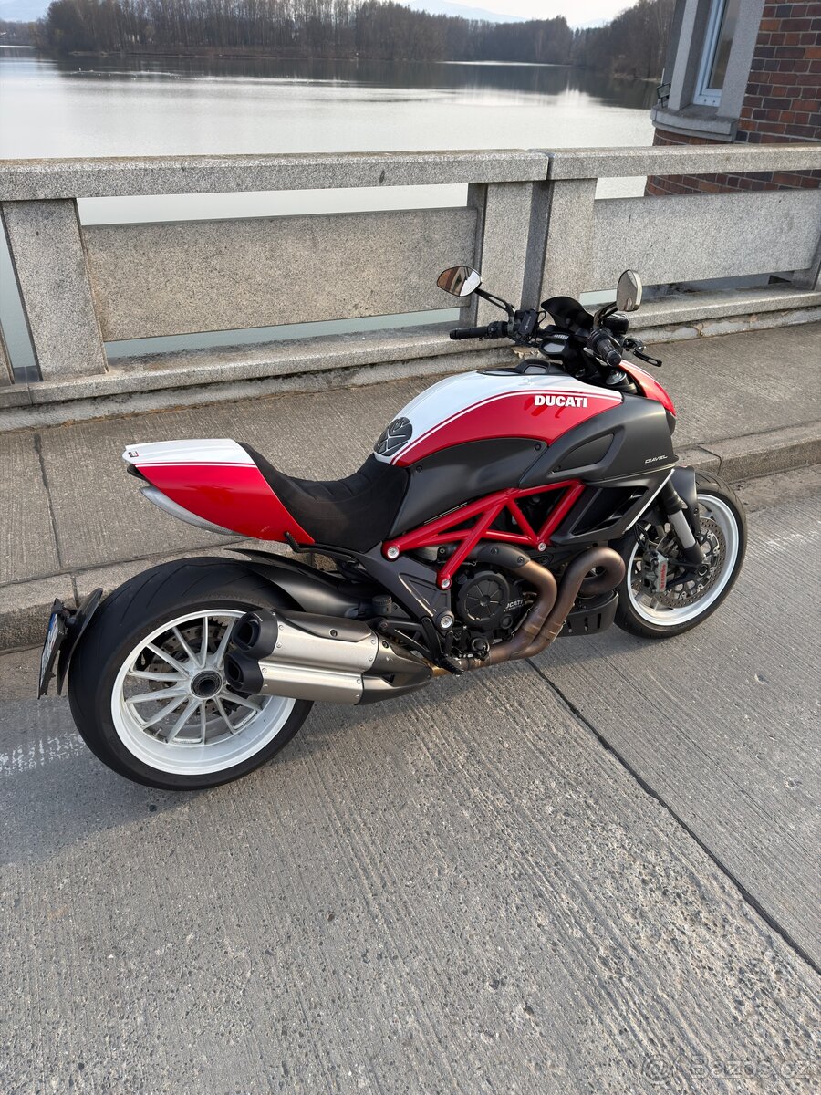 Ducati Diavel AMG 1200 - 2