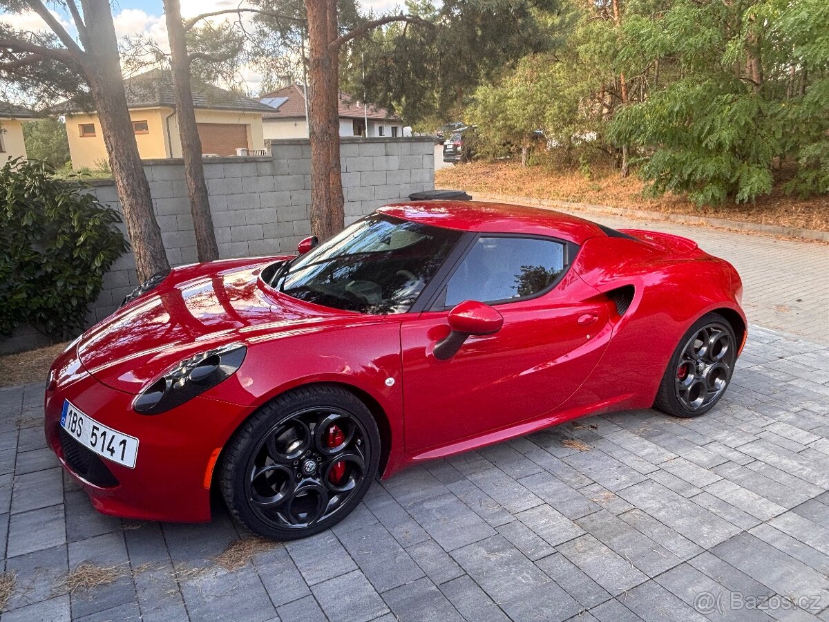 Alfa Romeo 4C - 2