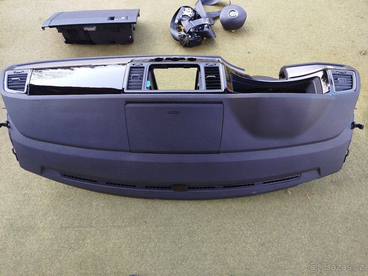 VW T6 palubka s airbagy - 2