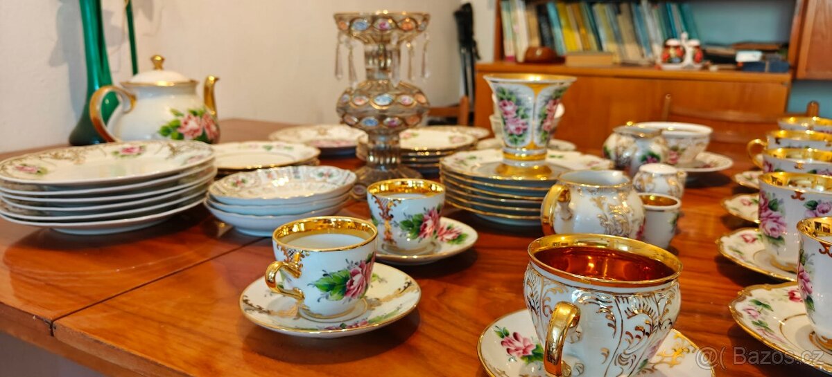 RUČNĚ MALOVANÝ PORCELÁN - 2